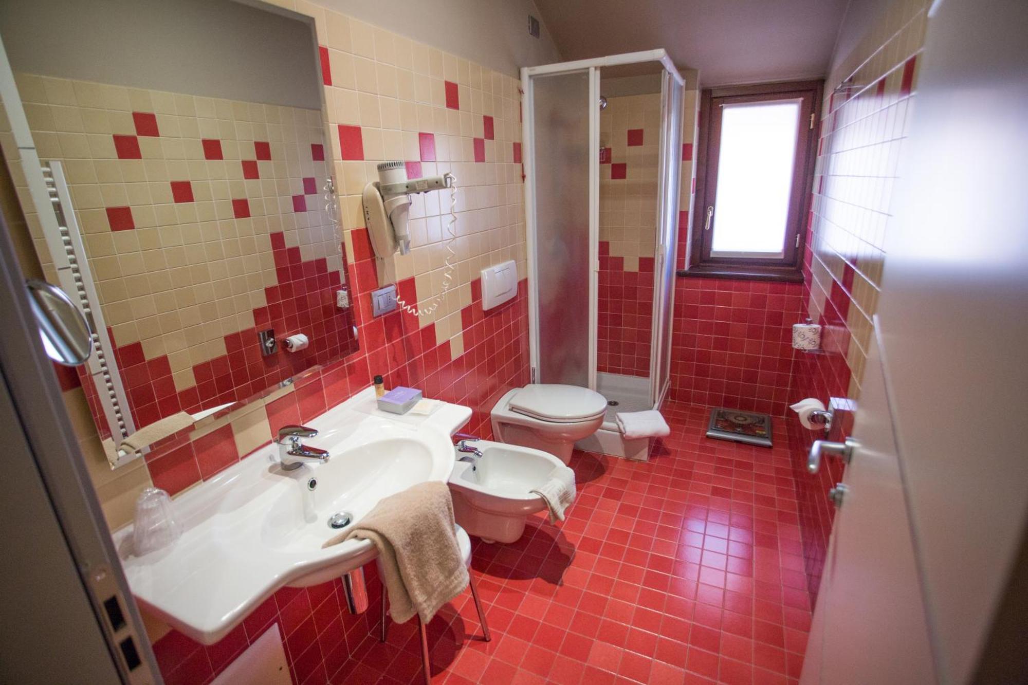 Hotel Fortyfive Кивассо Экстерьер фото