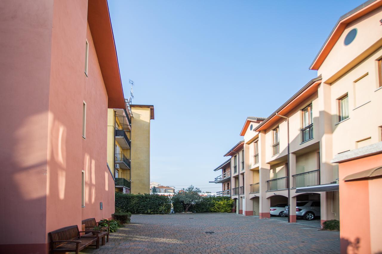 Hotel Fortyfive Кивассо Экстерьер фото