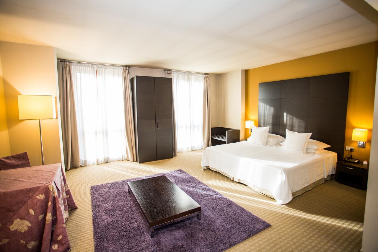 Hotel Fortyfive Кивассо Экстерьер фото